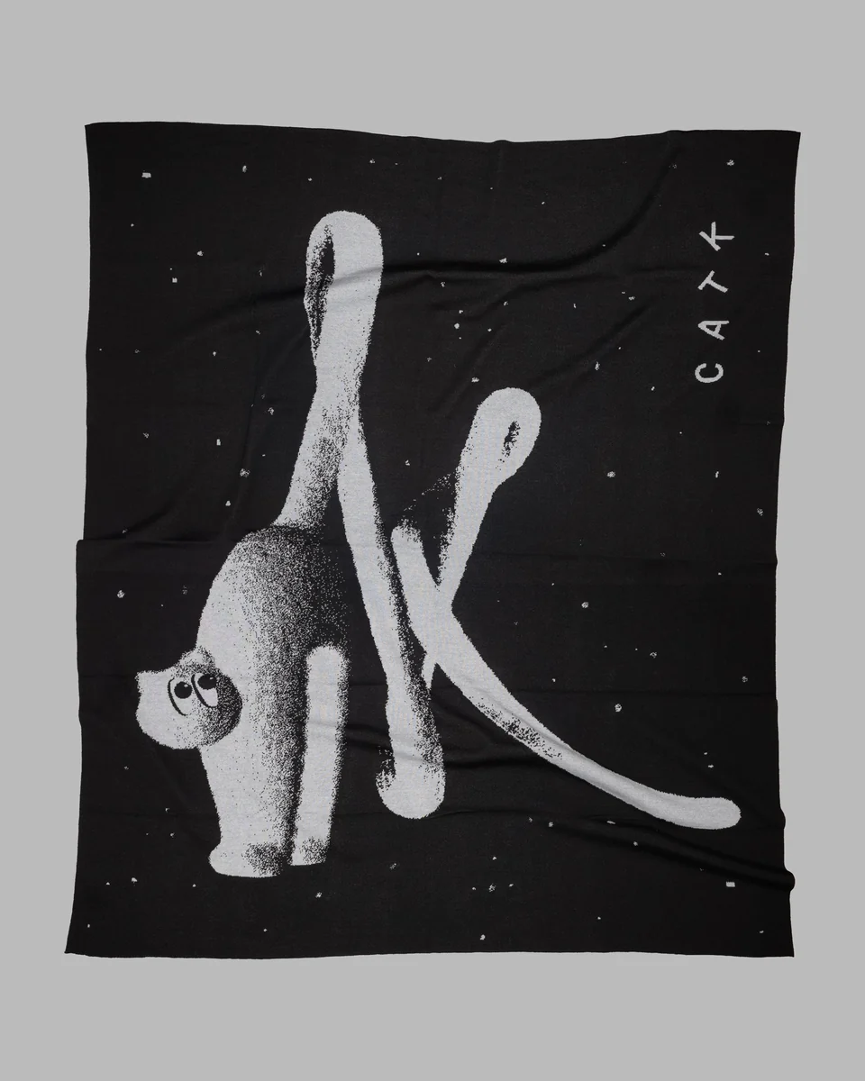 blanket_black.jpg